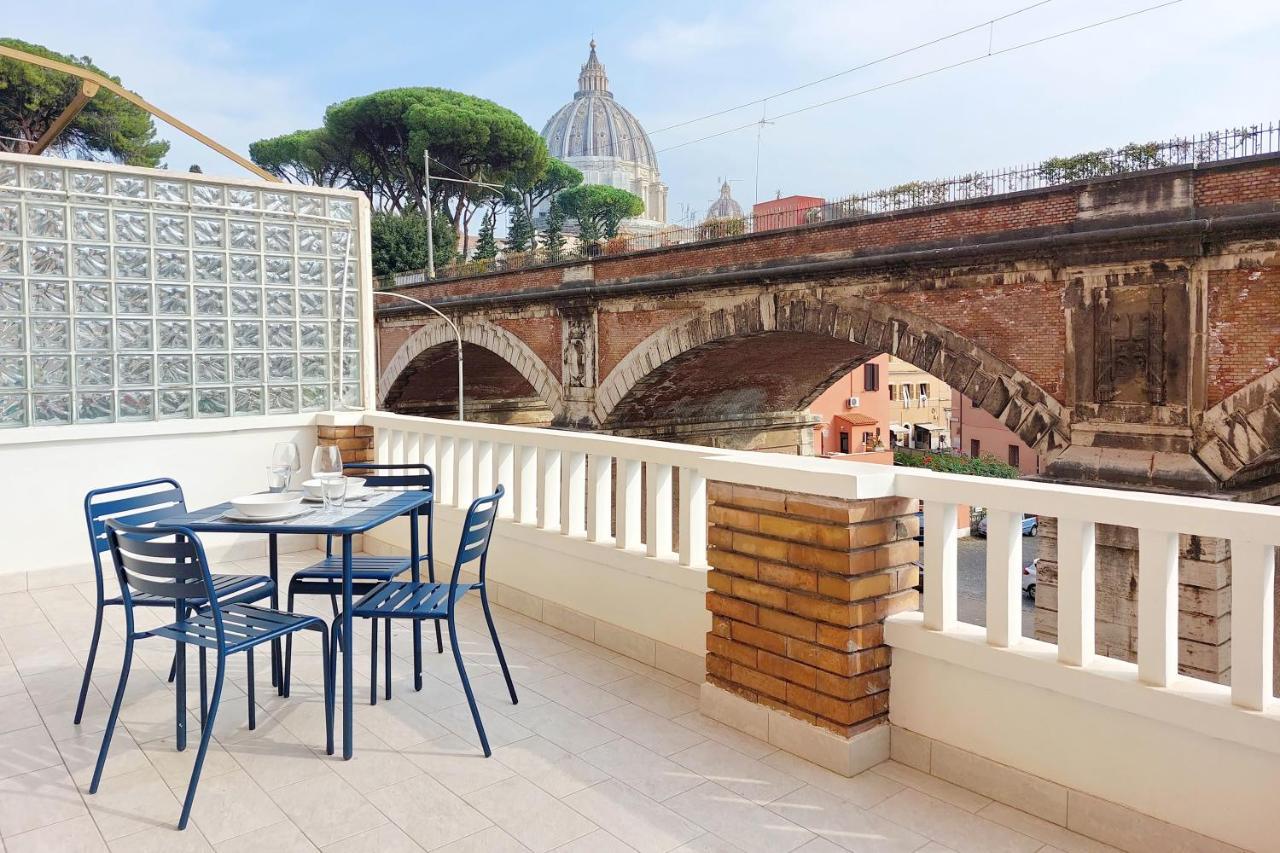 Bright Cupolone View Apartment